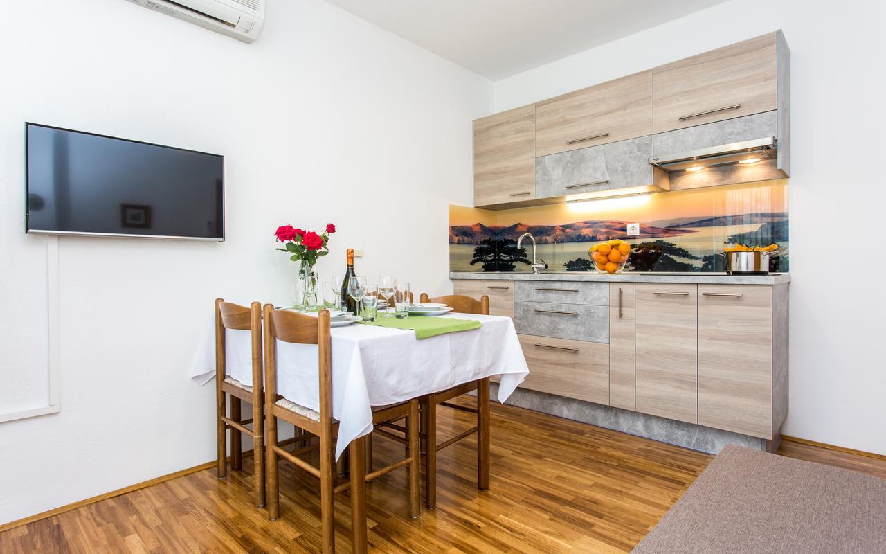 Apartments Lucija 2 Baška Екстериор снимка