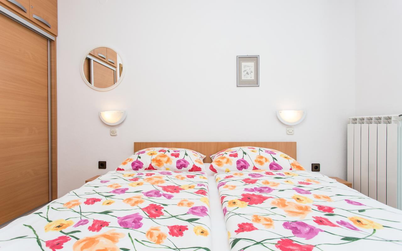Apartments Lucija 2 Baška Екстериор снимка