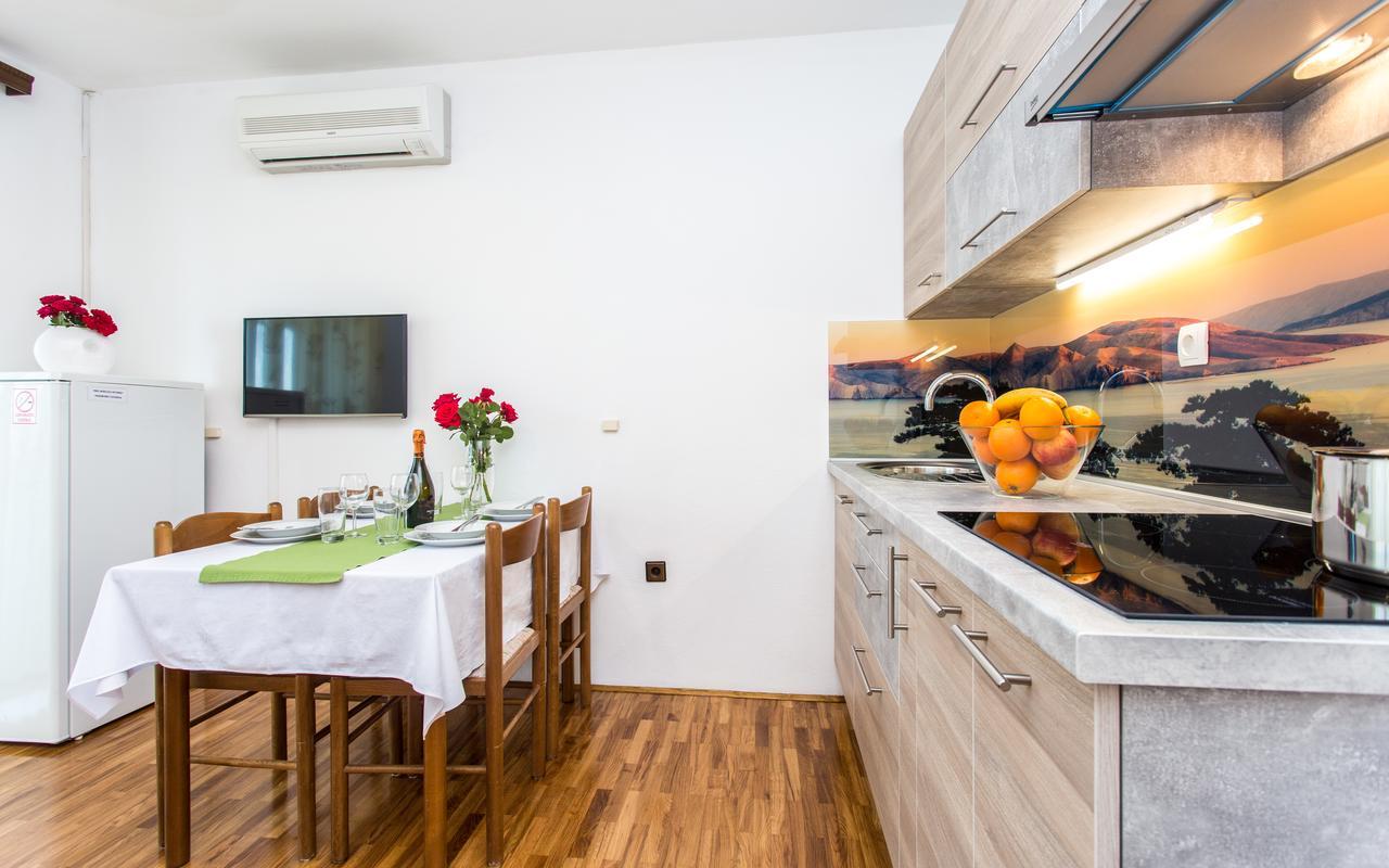 Apartments Lucija 2 Baška Екстериор снимка